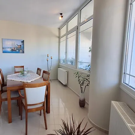 Maria'S Urban Seaview Apartments Heraklion  Exterior photo