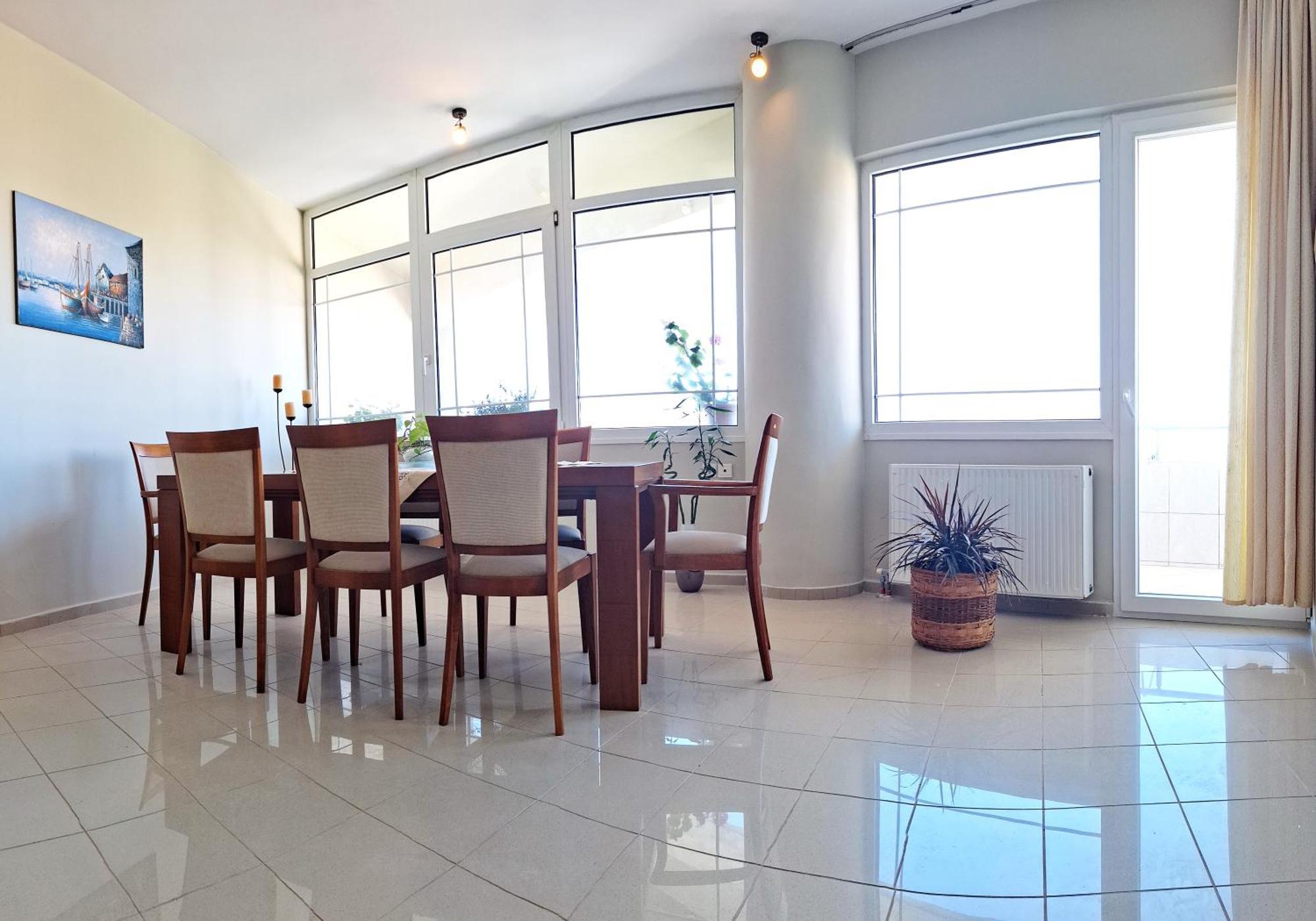Apartment Maria's Urban Seaview
